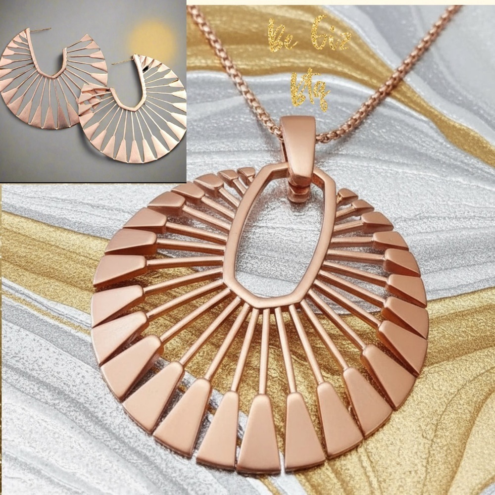 🆕 Authentic The Deanne Set Necklace and Hoop Earrings Set in Rose Gold